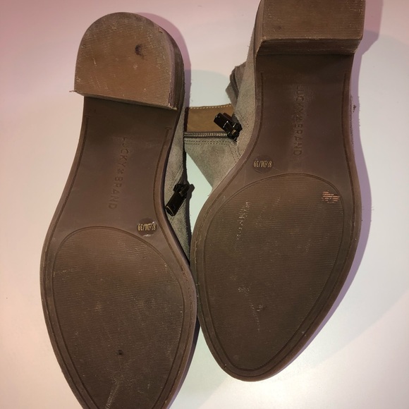 Lucky Brand Booties in tan color size 8.5 - Picture 5 of 9